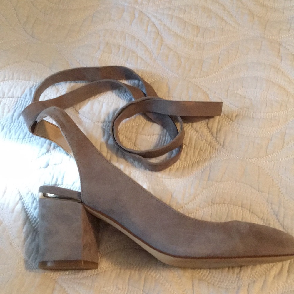 Nine West Andrea pump
